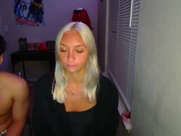 girl
        aspenaries cam image #4604378