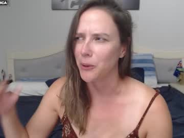 girl
        bluexstacey cam image #6286939