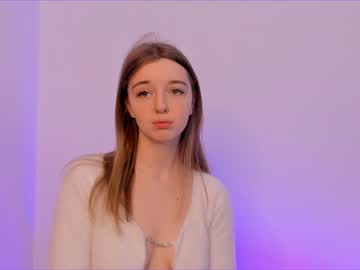 girl
        elizabeth__gray cam image #367042