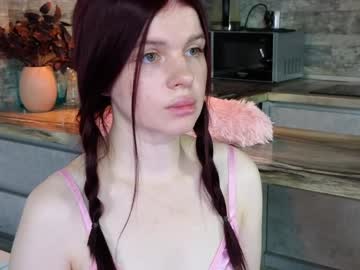 girl
        laulul cam image #5637409