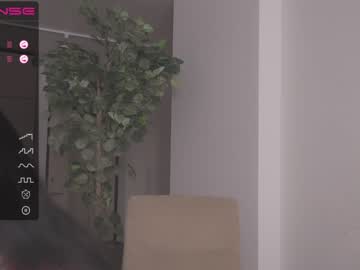 girl
        oki_dokie cam image #1918949