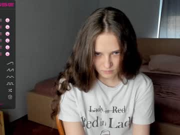 girl
        sunshy_girl cam image #1409817