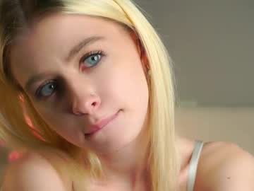 girl
        lunnadew cam image #6768962