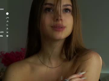 girl
        a_whole_eternity cam image #5633974