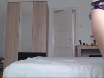 couple
        sexaddictcouple1 cam image #158498