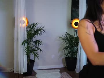 girl
        jadeperez_ cam image #1902128