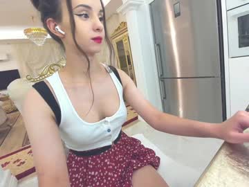girl
        ehotlovea cam image #378964