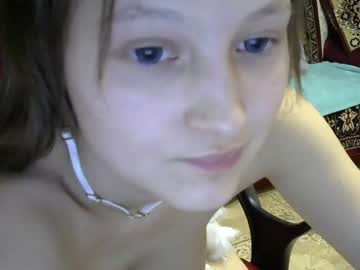 girl
        hotkitty_riley cam image #382605