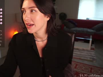 girl
        remibliss cam image #5046667