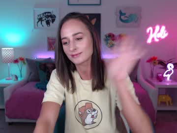 girl
        holihurricane cam image #4157693