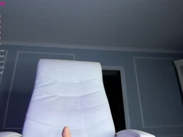 girl
        izumi__li cam image #1972948