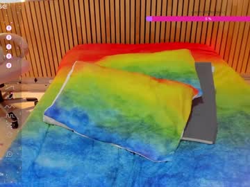 girl
        little_effy18 cam image #4112177