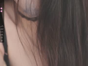 girl
        oki_dokie cam image #2528716