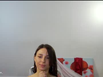 girl
        annesense cam image #1483466