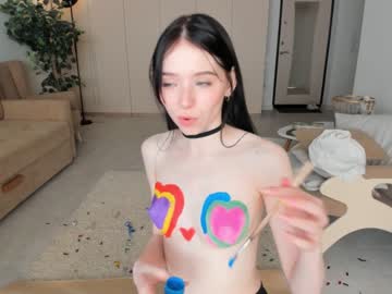 girl
        oki_dokie cam image #1654433