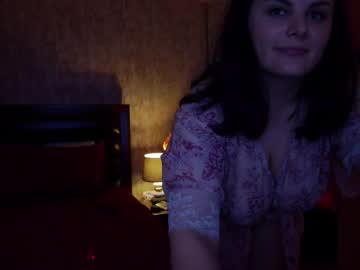 girl
        karrin cam image #6734282