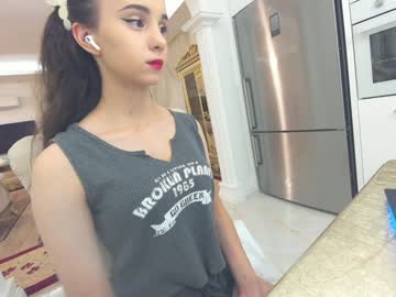 girl
        ehotlovea cam image #290237