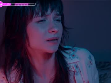 girl
        chaturbatable cam image #3755276