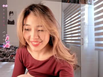 girl
        miraann cam image #6061342