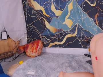 girl
        mollyflwers cam image #6769716