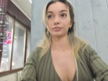 girl
        sassyt33n cam image #6732754