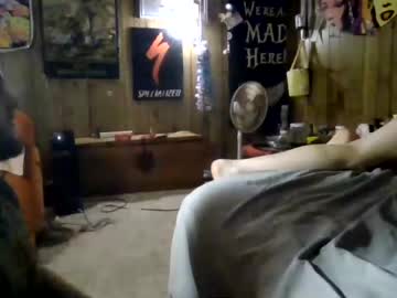 couple
        kittykittymeowmeow33 cam image #1271807