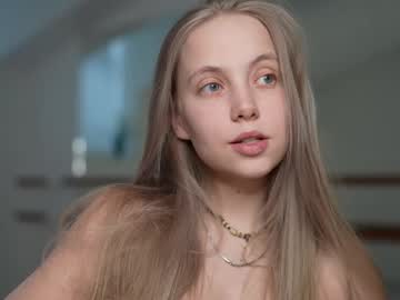 girl
        appr0ved cam image #6143060