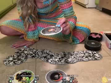 girl
        oh_ok_cassidy cam image #5179091