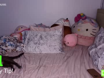 girl
        susyjo cam image #1687668