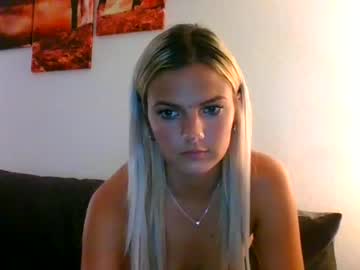 girl
        lacyxtate cam image #198445
