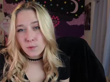 girl
        pr3ttyp1nkpussy cam image #2836242