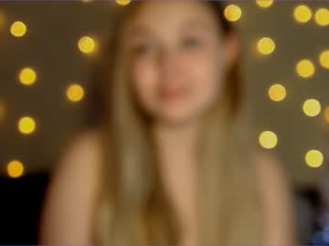 girl
        evalozavali cam image #3209171
