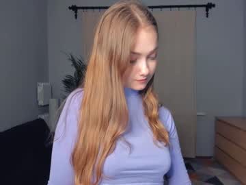 girl
        mycheeks4u cam image #1211298