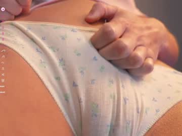 girl
        lucie_beltran cam image #6799332