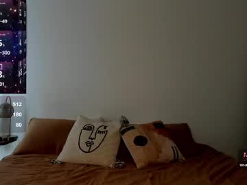 girl
        theselina_kyle cam image #6611636