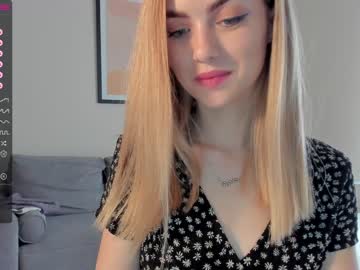 girl
        brilliantvictoria cam image #1330790