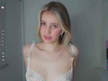 girl
        fluffy_angel cam image #5998296