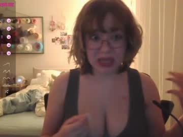 girl
        ftarh18 cam image #2046984