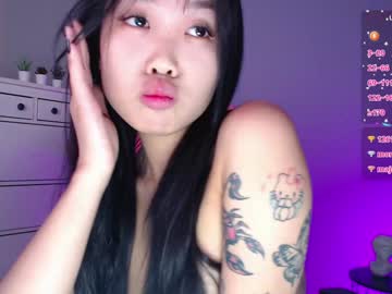 girl
        norma_blum cam image #5651168