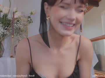 girl
        _june cam image #3508702