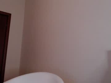 girl
        magic_couple13 cam image #2380058