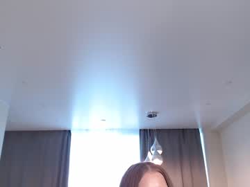 girl
        cherry_beauty cam image #1966405