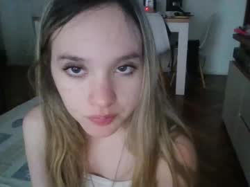 girl
        pinkilola cam image #5664482