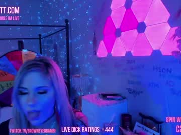 girl
        butterybubblebutt cam image #1401094
