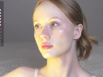 girl
        cute_shine cam image #4856068