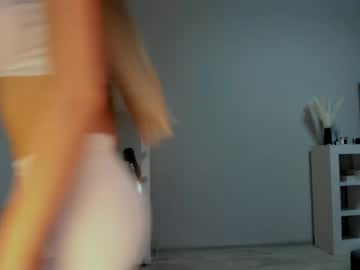 girl
        melissa_baby69 cam image #6079100