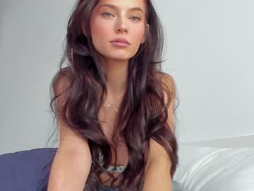 girl
        isia_slay cam image #3534376