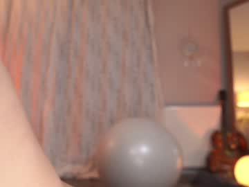 girl
        juicyandthepussyblvd cam image #1012478
