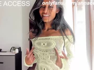 girl
        annaceleste cam image #595826