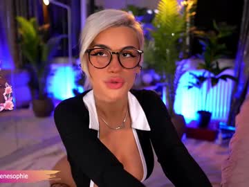 girl
        serene_sophiex cam image #5211540